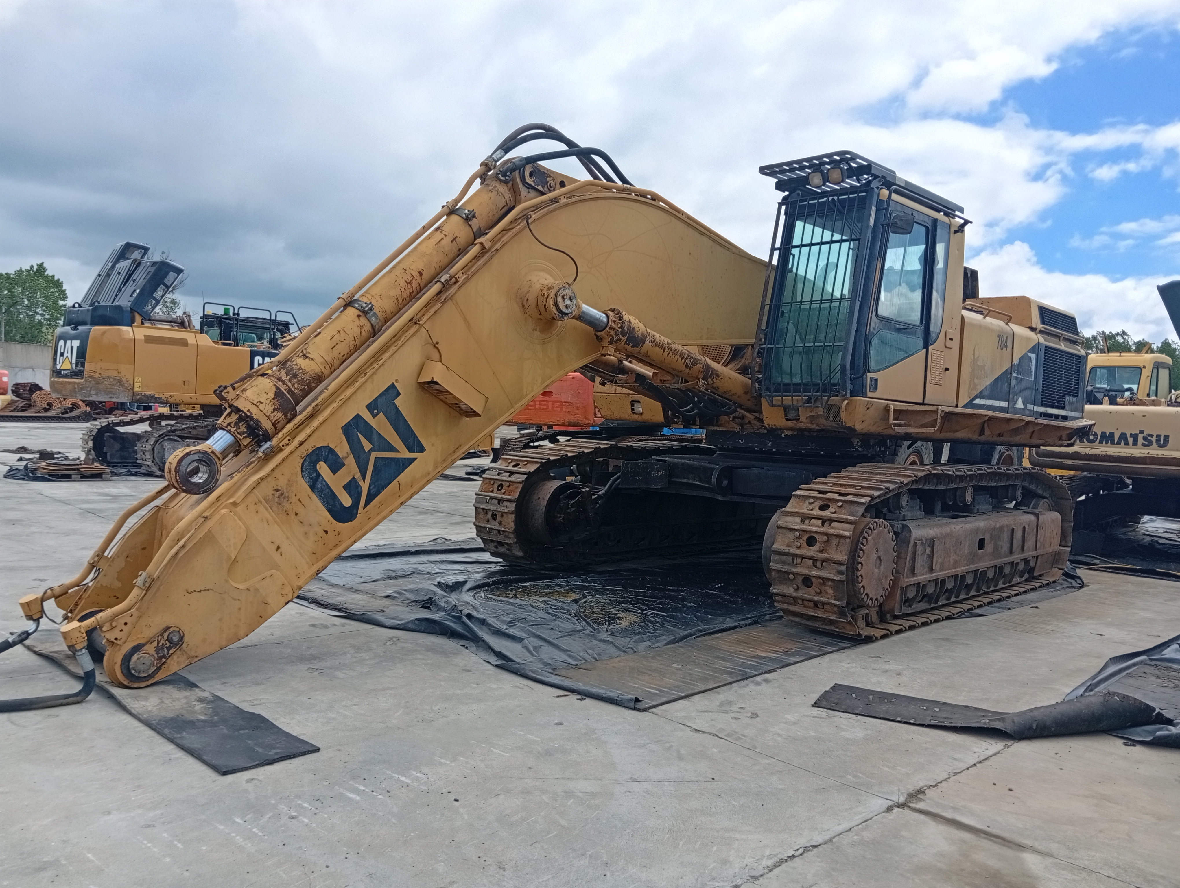 CATERPILLAR 375