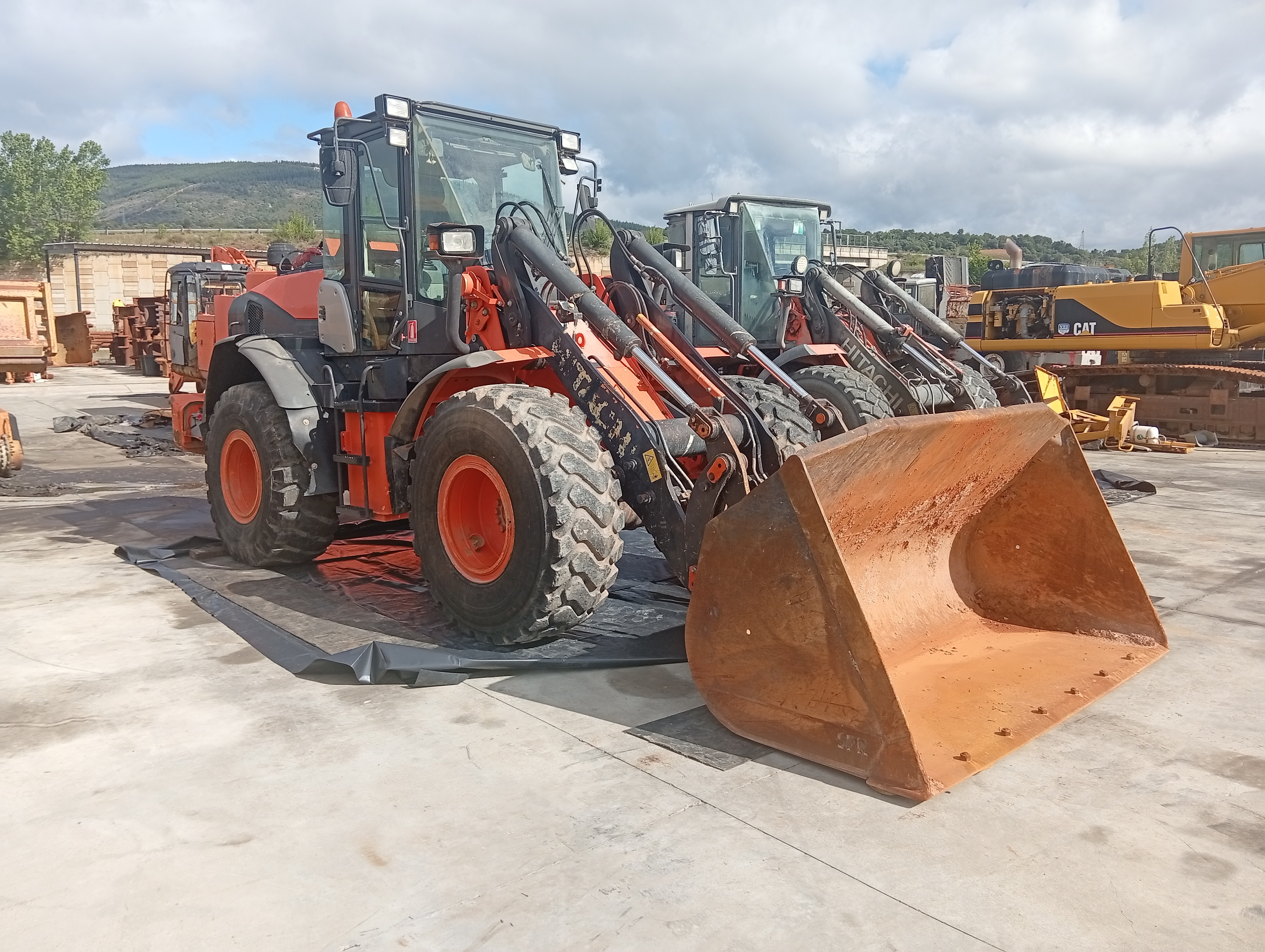 CARGADORA HITACHI ZW150PL-6