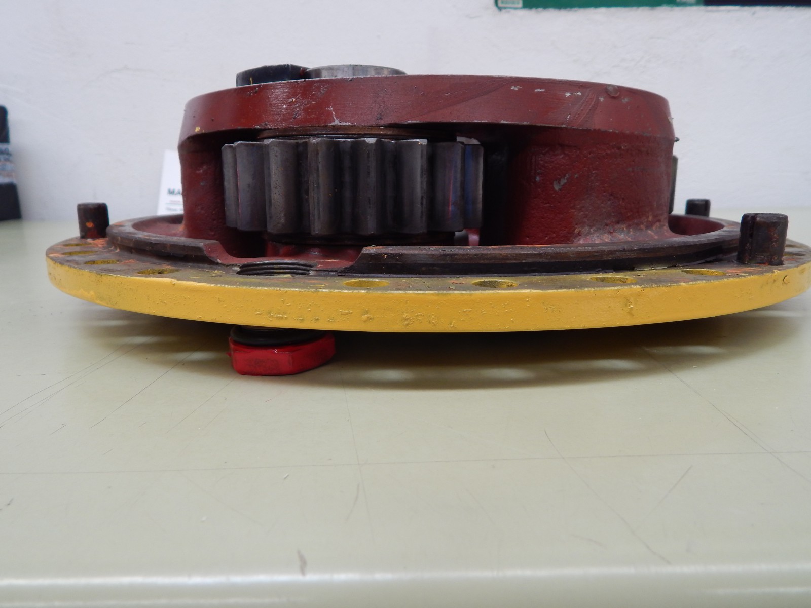 Axle VOLVO 6300 11034245