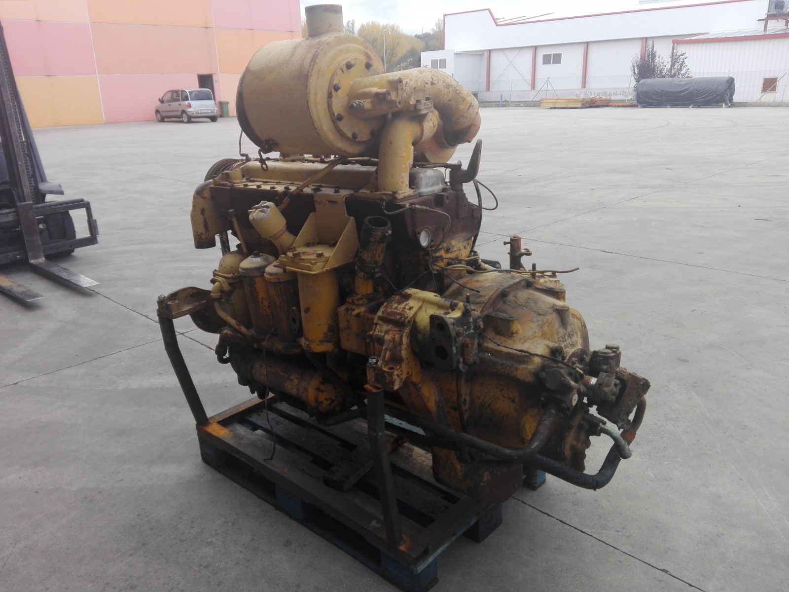 Engine CATERPILLAR D6C
