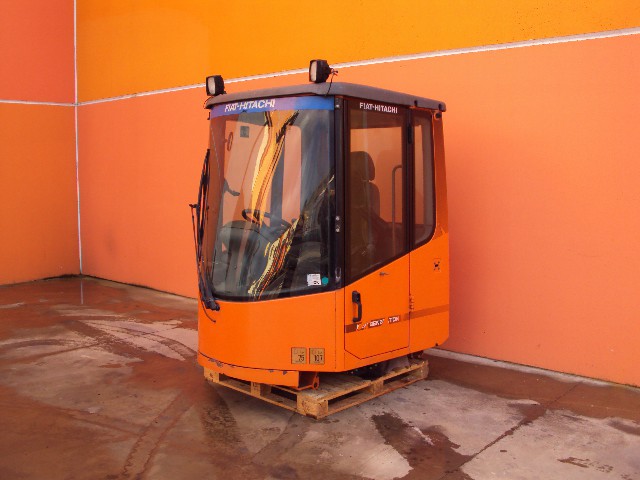 Cab  Other FIAT-HITACHI W130