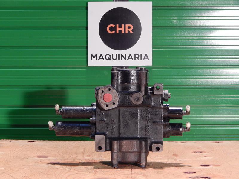 Valve FIAT-HITACHI W190 W230 W270 76044456