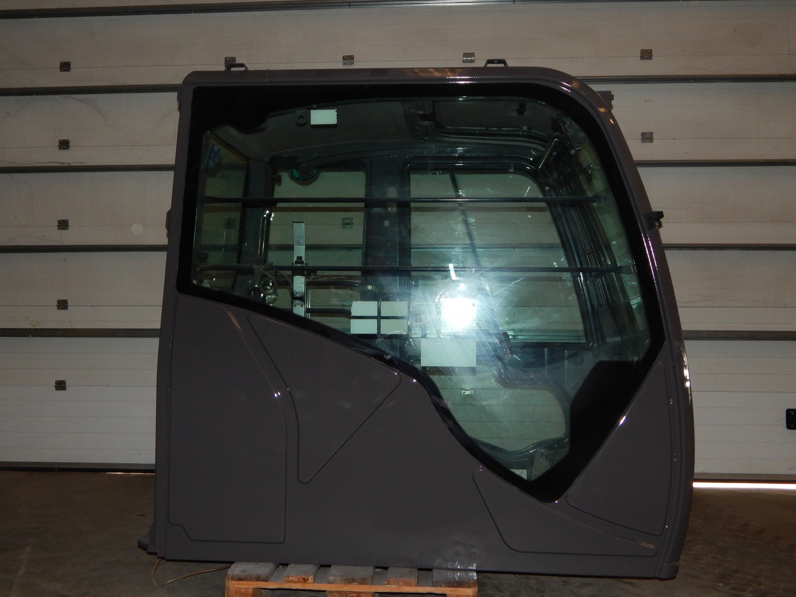 Cab  ROPS HITACHI ZX270-3 ZX280-3 4665065