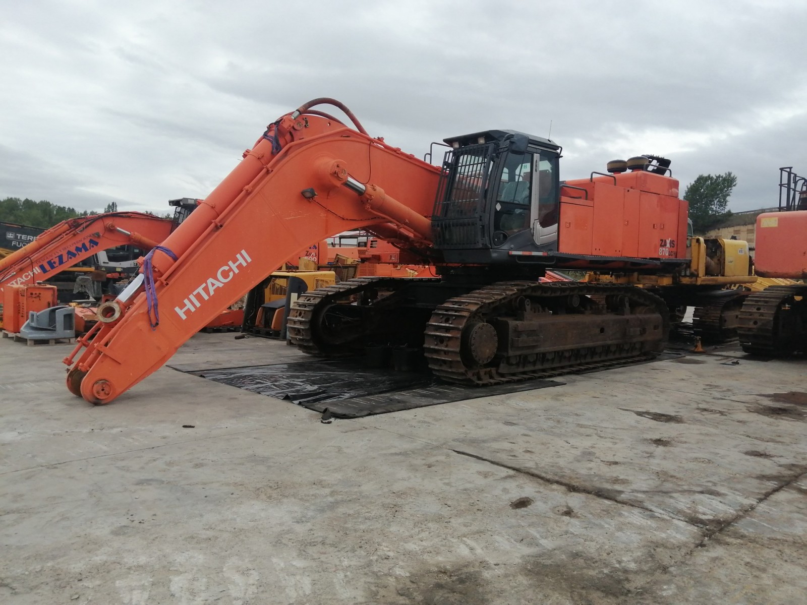 EXCAVADORA HITACHI ZX870LCH-3