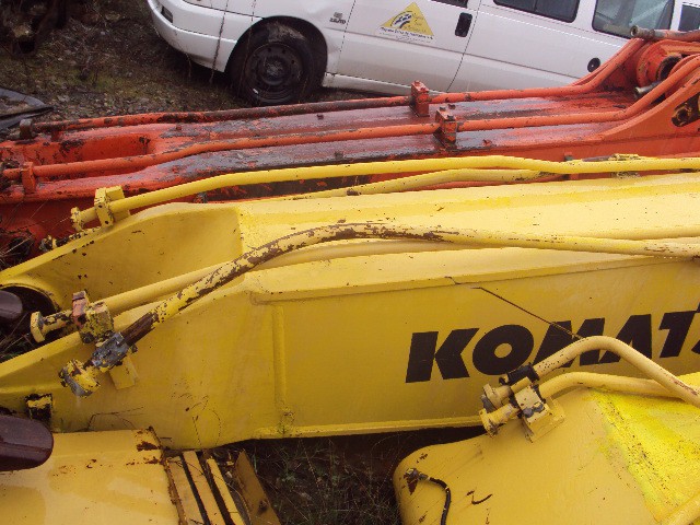 Arm KOMATSU PC210-6