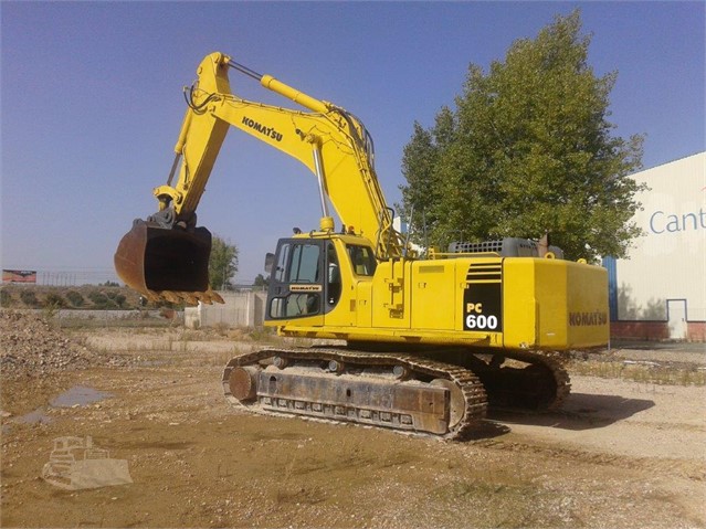 Excavadoras de cadenas KOMATSU PC600-6 (1999)