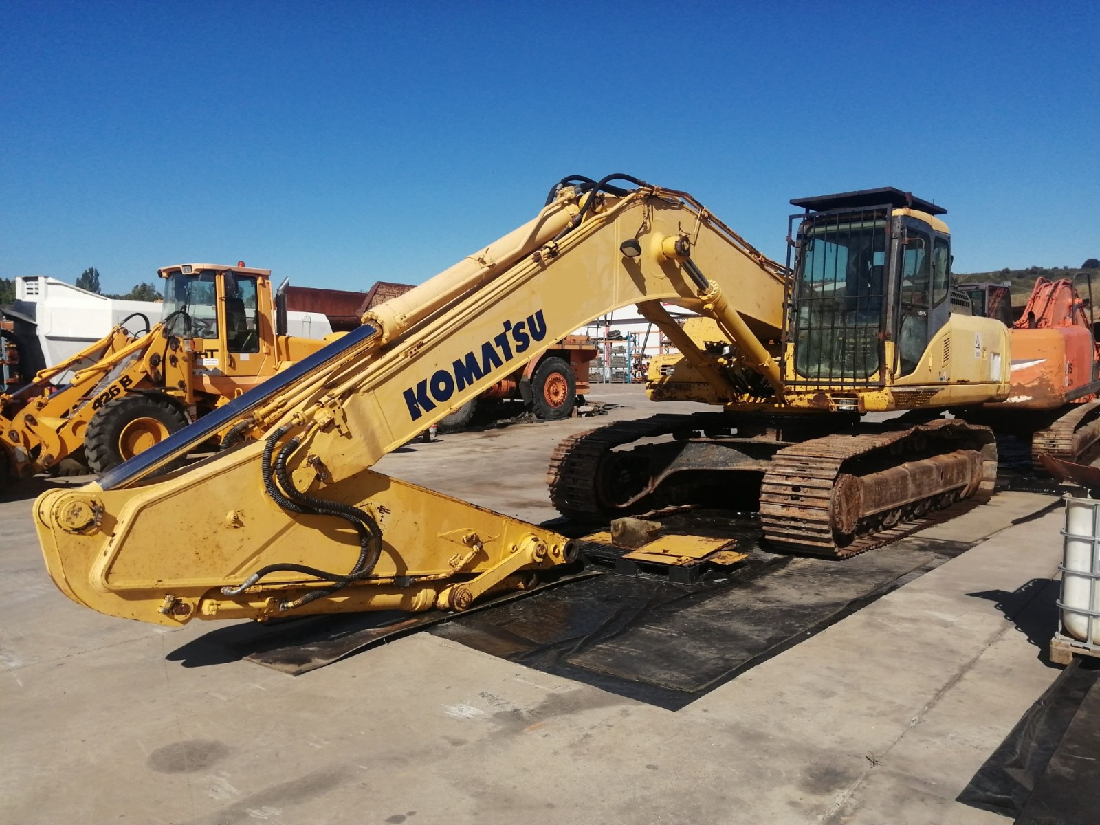 EXCAVADORA kOMATSU PC340NLC-7