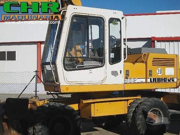 Excavadoras de ruedas LIEBHERR A902