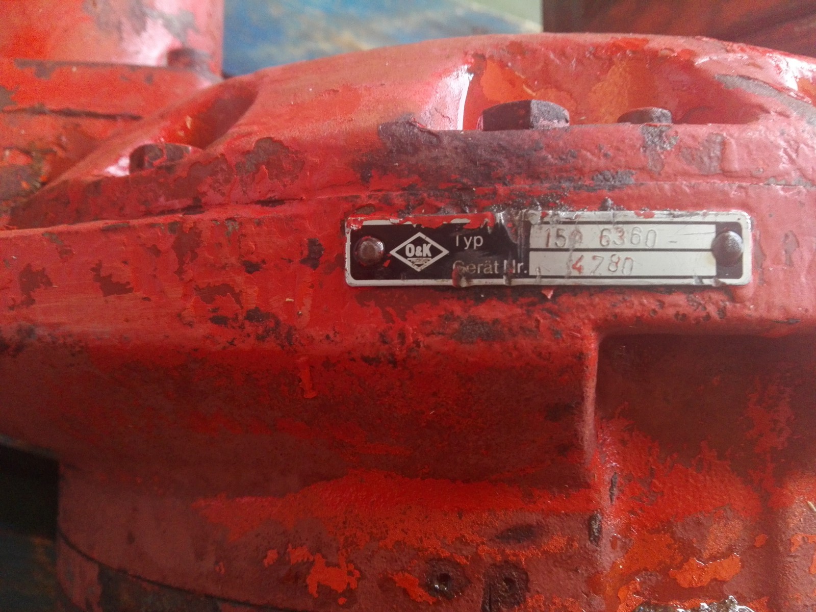 Swing Motor O & K RH6   1585503